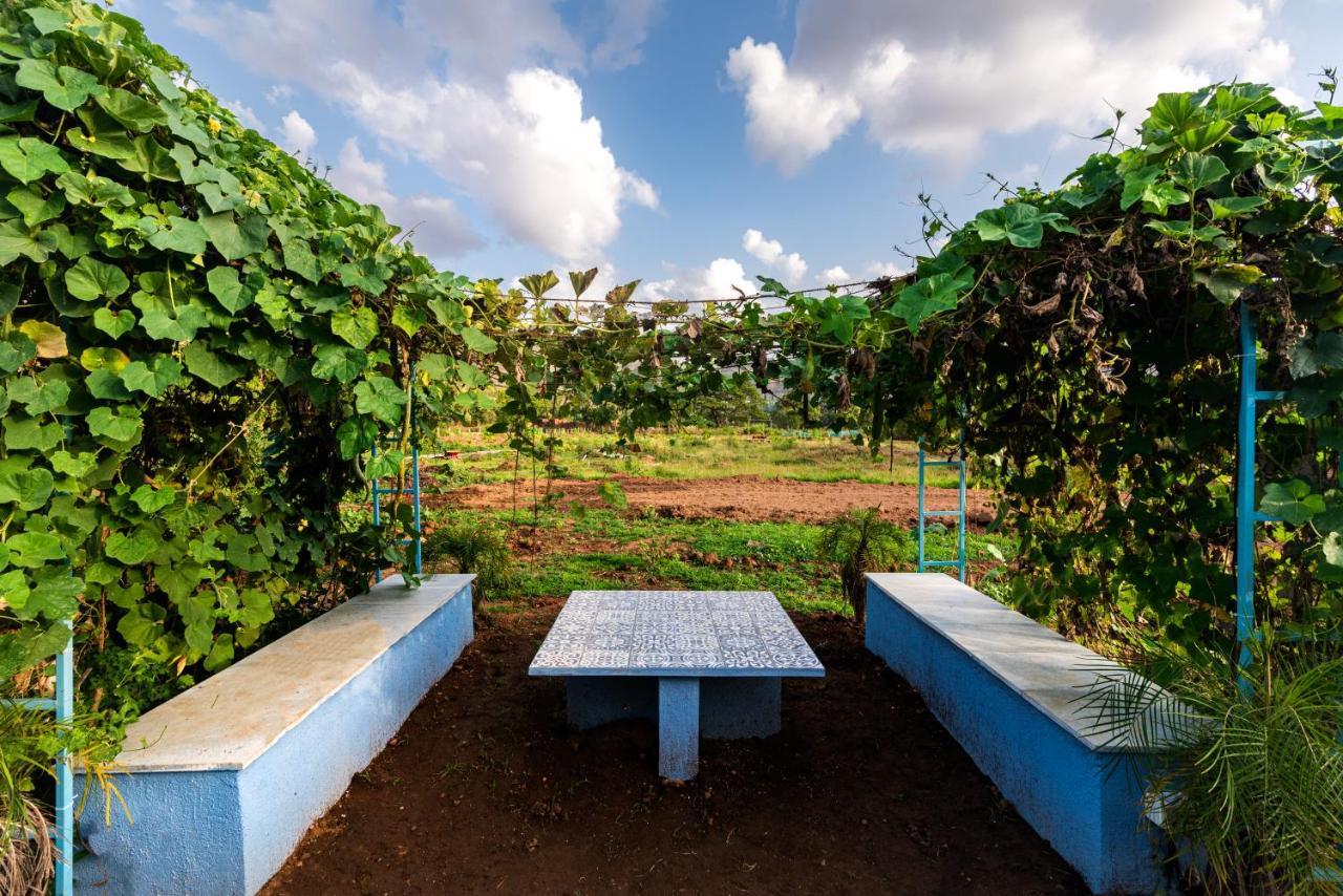 Saffronstays Vyom Farms Karjat Eksteriør billede